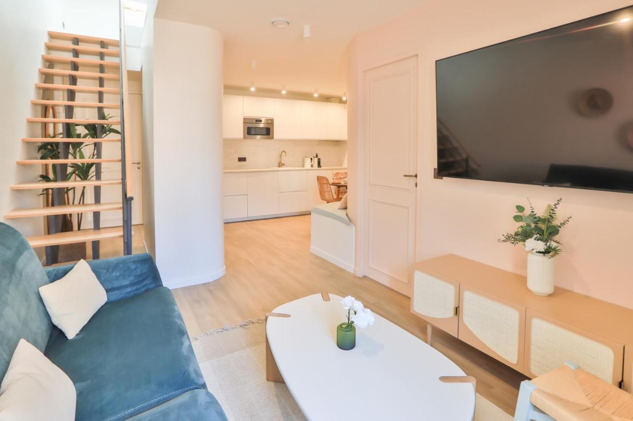 Nice 2 Bed Flat - Hyper Centre St Tropez Сен Тропе Екстериор снимка